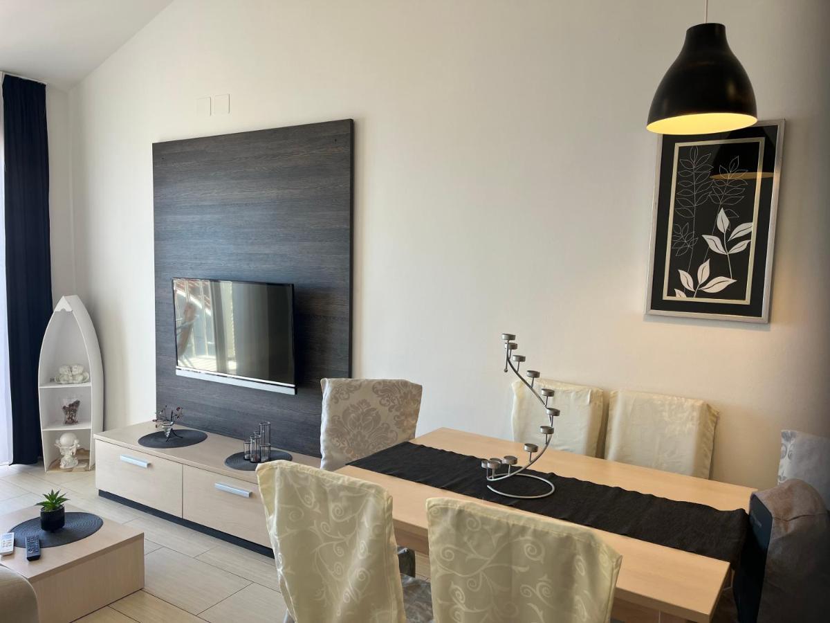 Apartman Maja Selce Exteriör bild